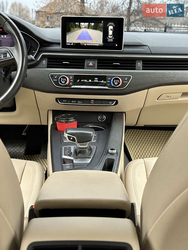 Седан Audi A4 2018 в Києві