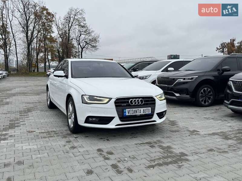 Седан Audi A4 2014 в Києві фото 4 Седан Audi A4 2014 в Києві