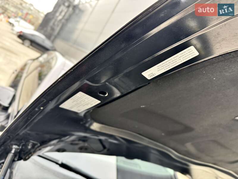 Седан Audi A4 2016 в Києві фото 60 Седан Audi A4 2016 в Києві