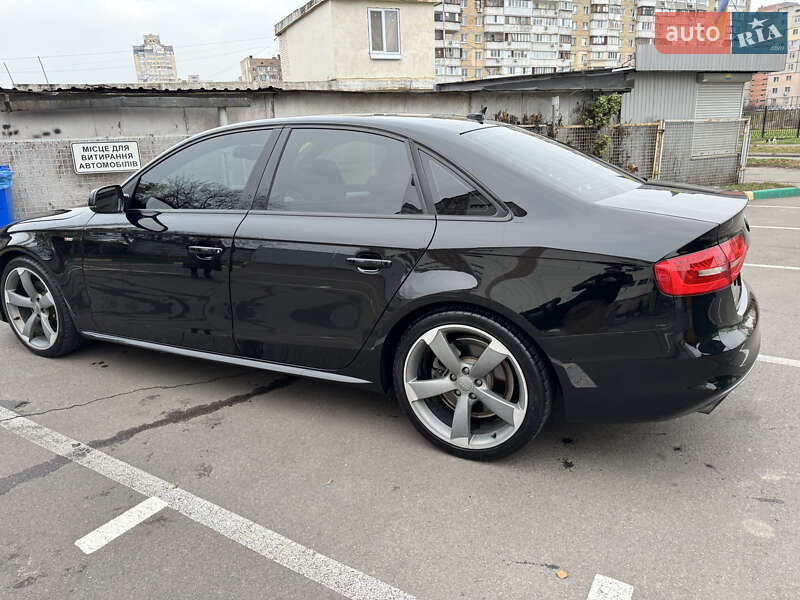 Седан Audi A4 2014 в Киеве