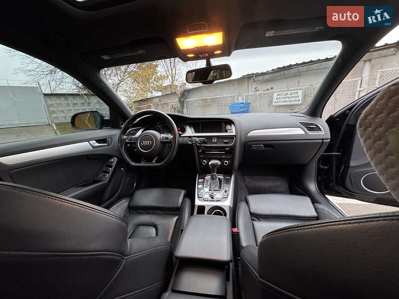 Седан Audi A4 2014 в Киеве