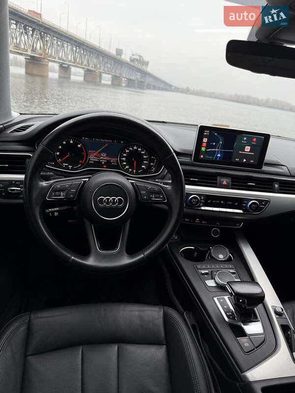 Седан Audi A4 2016 в Дніпрі