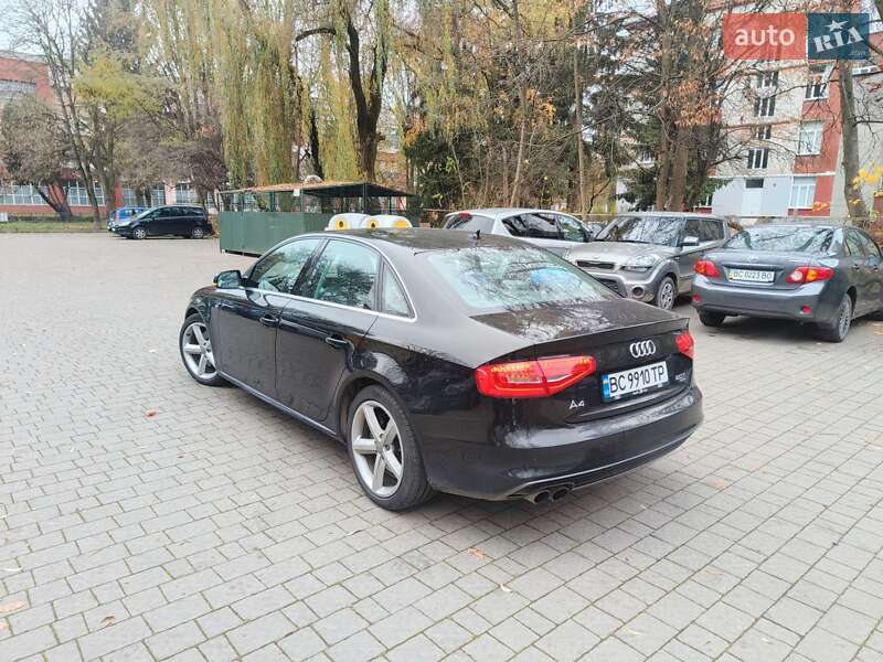Седан Audi A4 2013 в Львове