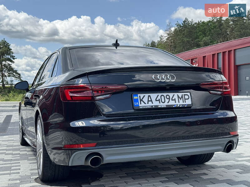Седан Audi A4 2018 в Киеве
