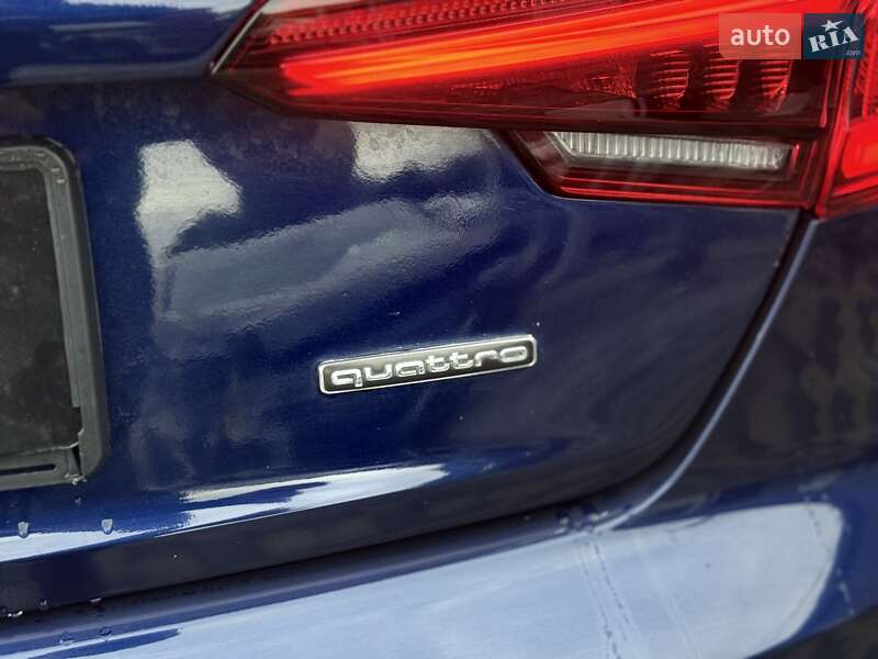 Седан Audi A4 2019 в Львові