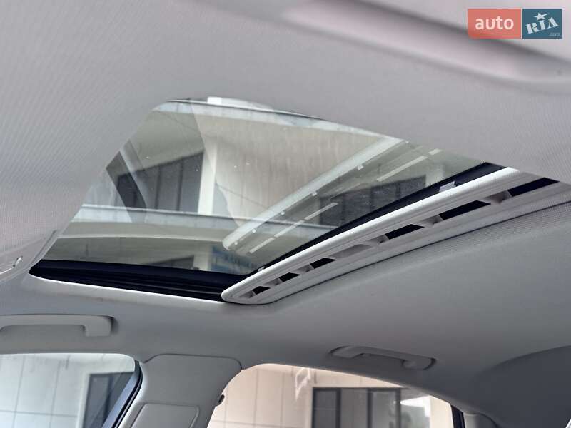 Седан Audi A4 2013 в Одесі