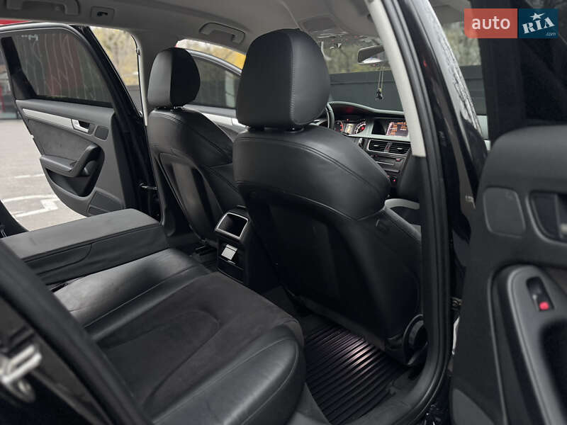 Універсал Audi A4 2011 в Києві