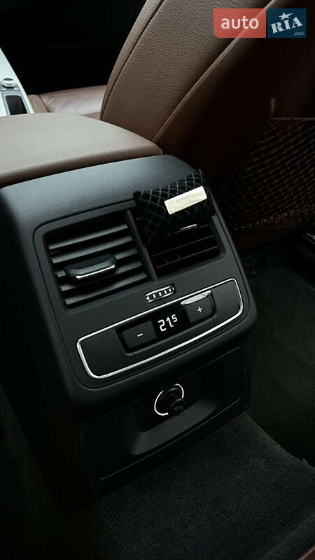 Седан Audi A4 2016 в Києві
