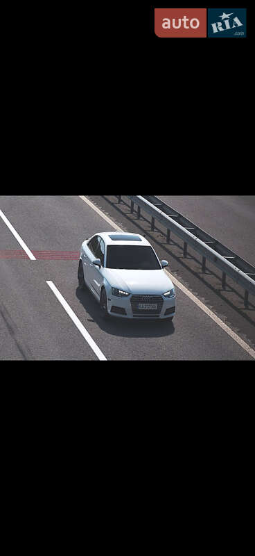 Седан Audi A4 2016 в Львове
