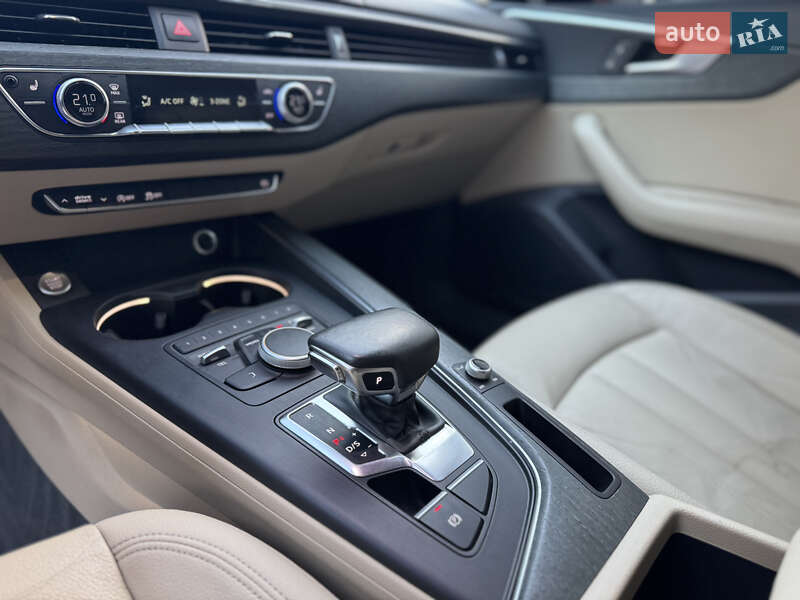 Седан Audi A4 2016 в Тернополе