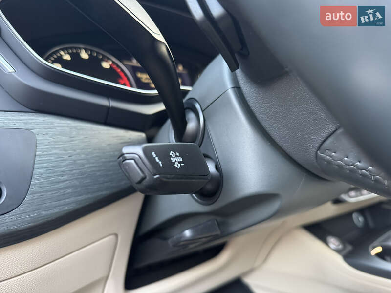 Седан Audi A4 2016 в Тернополе