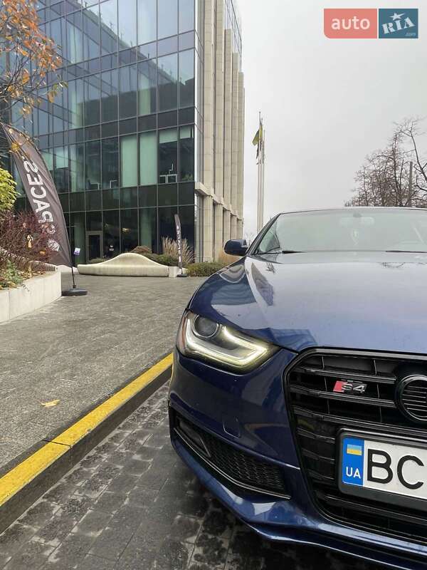 Audi A4 2013