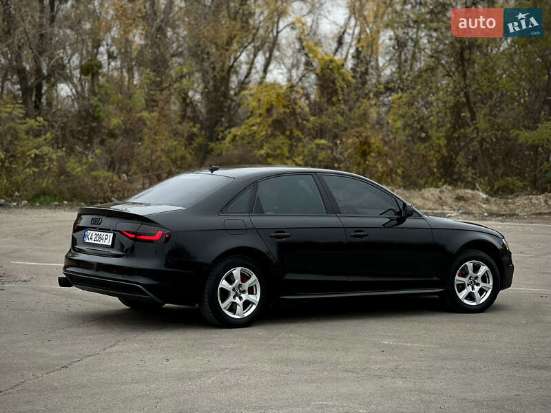 Седан Audi A4 2015 в Києві