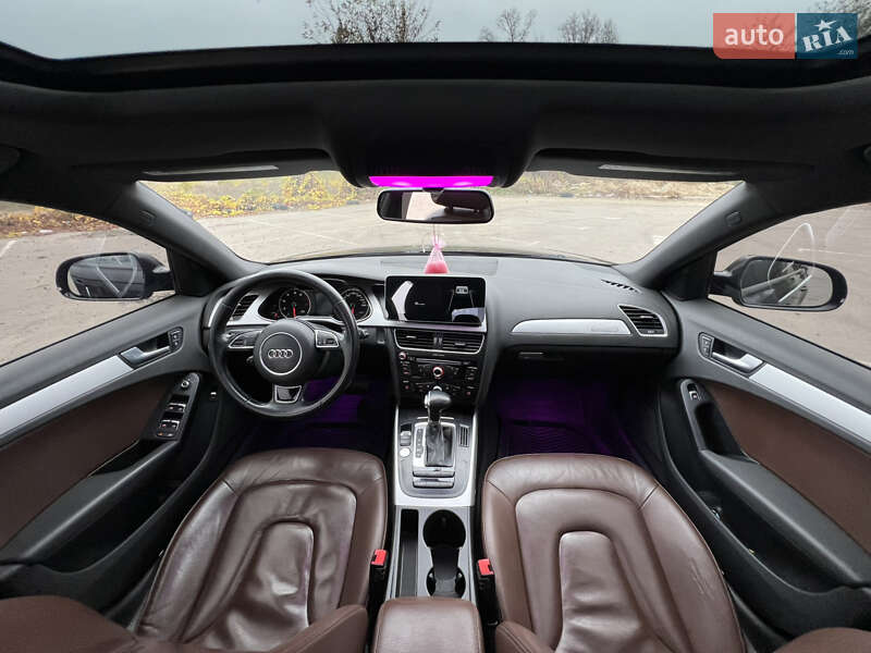 Седан Audi A4 2015 в Києві