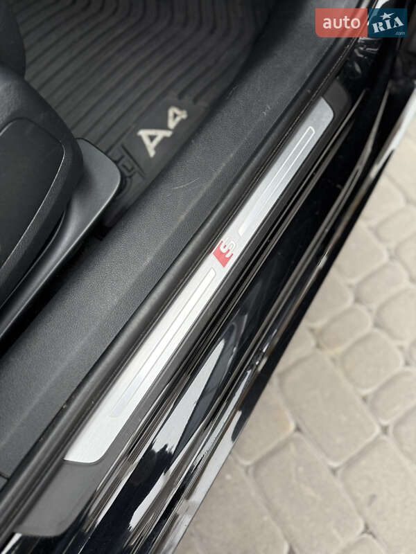 Седан Audi A4 2016 в Днепре