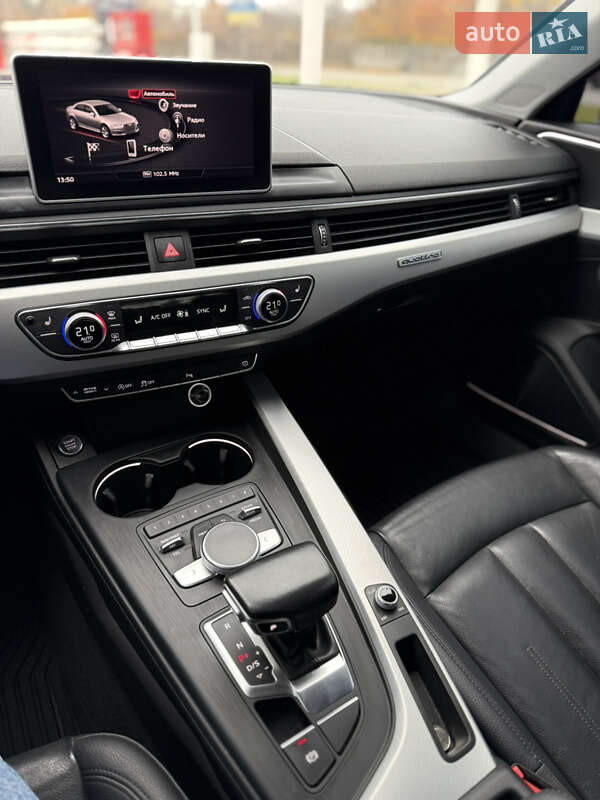 Седан Audi A4 2016 в Днепре