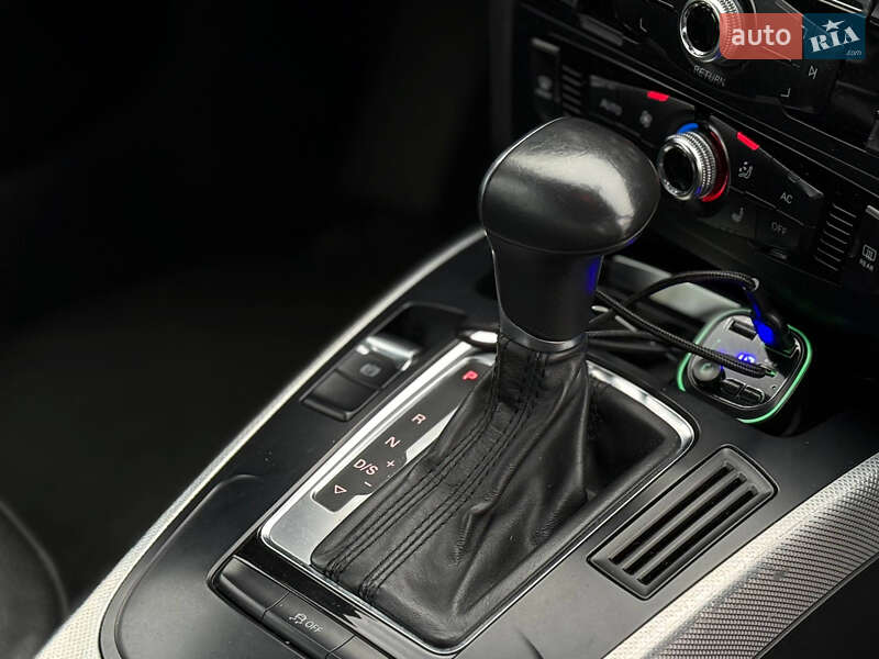 Седан Audi A4 2012 в Киеве