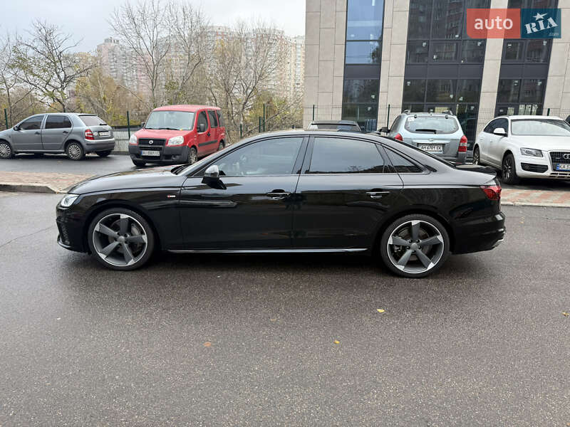 Седан Audi A4 2021 в Киеве