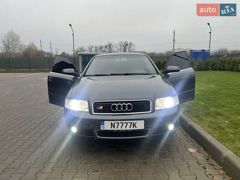 Седан Audi A4 2004 в Виннице