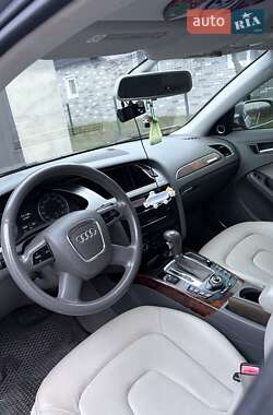 Седан Audi A4 2009 в Ровно