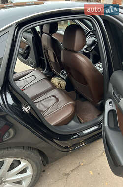 Седан Audi A4 2012 в Прилуках