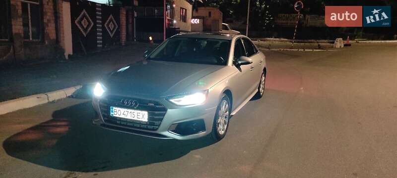 Седан Audi A4 2021 в Києві