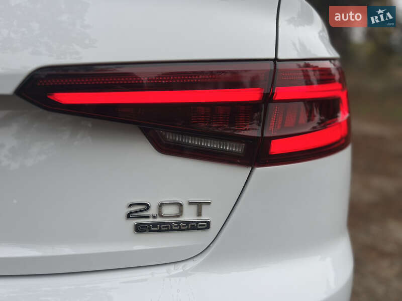 Седан Audi A4 2017 в Дніпрі