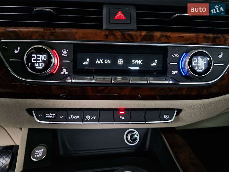 Седан Audi A4 2017 в Дніпрі