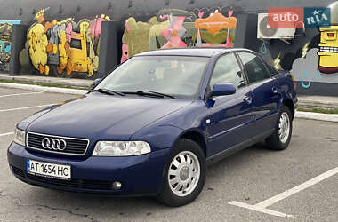Седан Audi A4 2000 в Киеве