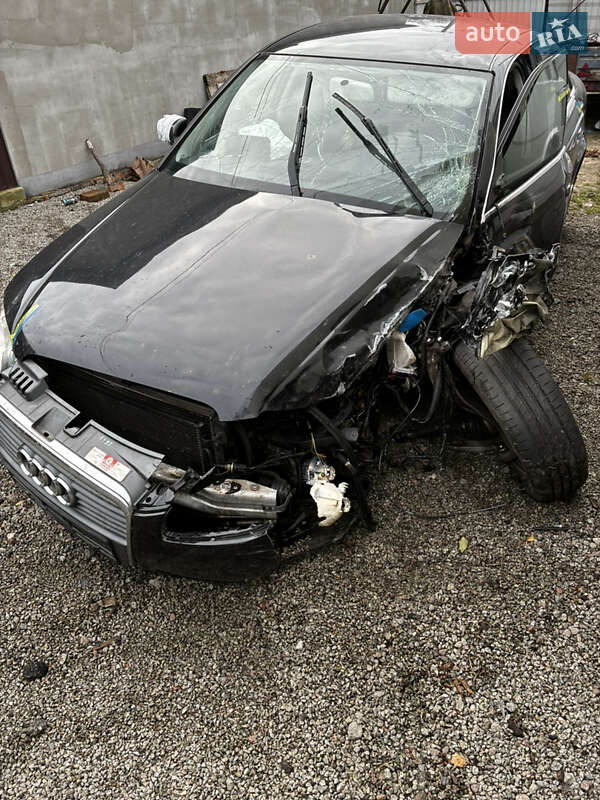 Седан Audi A4 2006 в Глухове