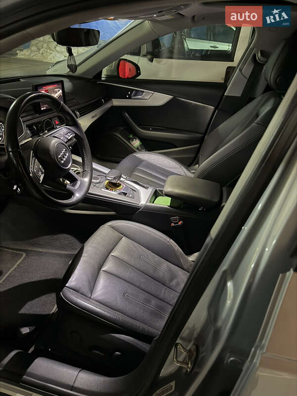 Седан Audi A4 2016 в Стрию