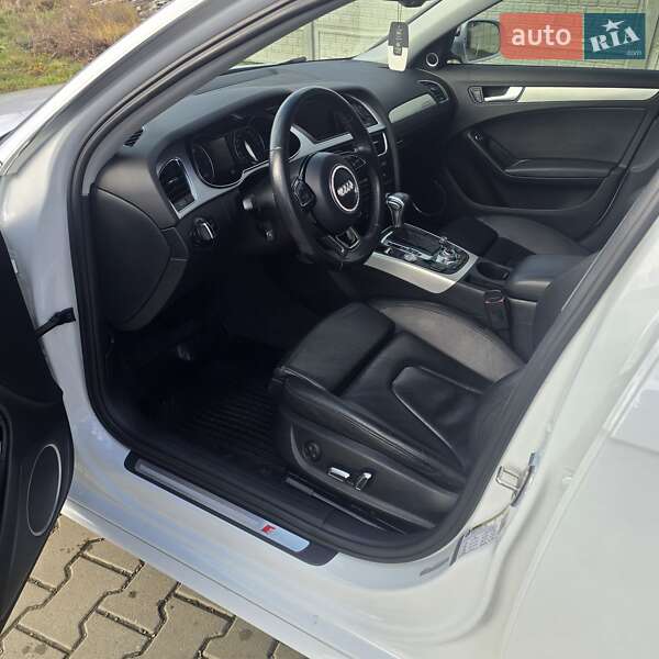 Седан Audi A4 2015 в Кутах