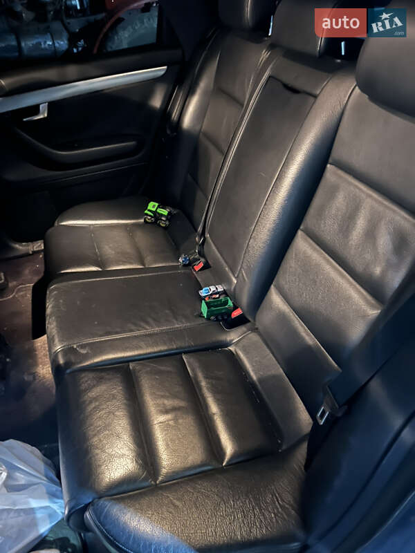 Универсал Audi A4 2001 в Збараже