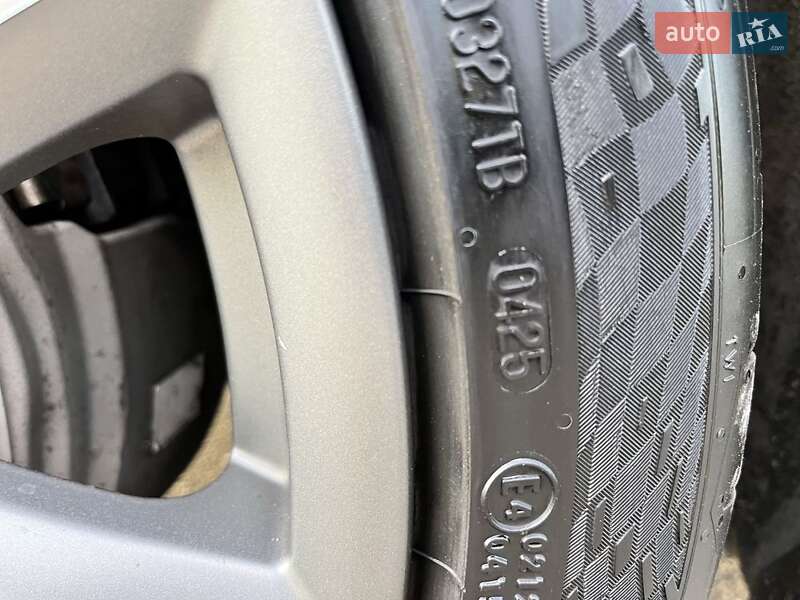 Седан Audi A4 2016 в Кривому Розі