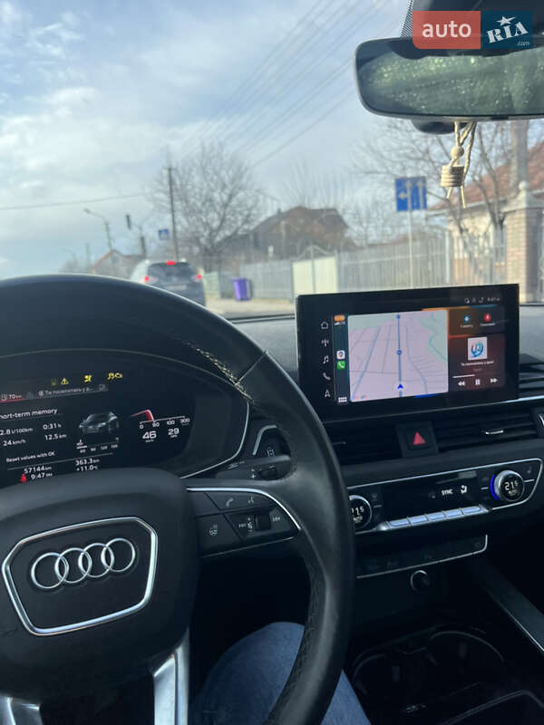Седан Audi A4 2021 в Івано-Франківську