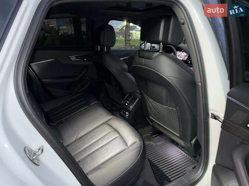 Седан Audi A4 2018 в Стрию