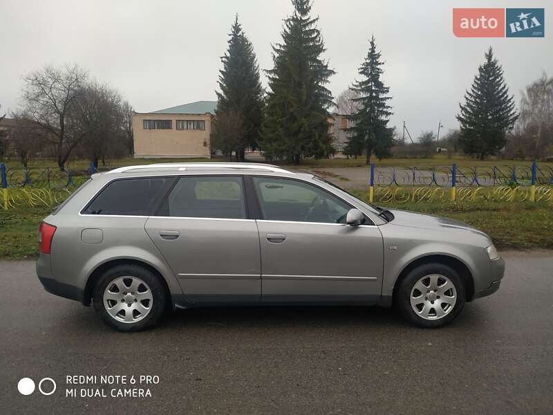 Універсал Audi A4 2002 в Ромнах
