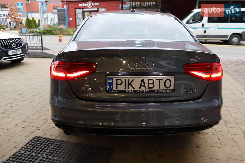 Седан Audi A4 2015 в Львові