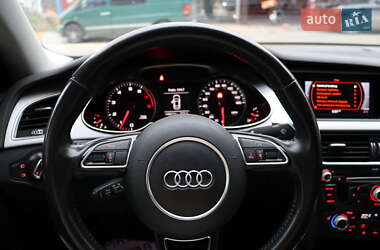 Седан Audi A4 2015 в Львове