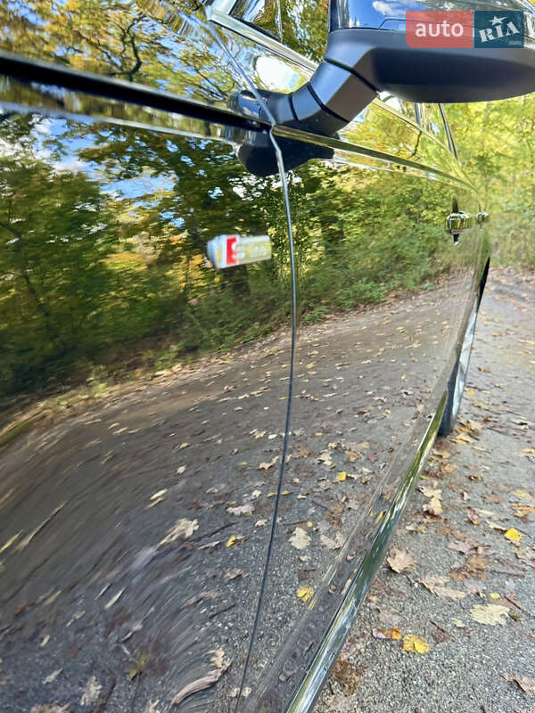 Седан Audi A4 2017 в Киеве