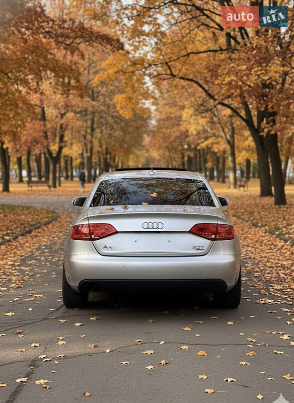 Седан Audi A4 2011 в Одессе