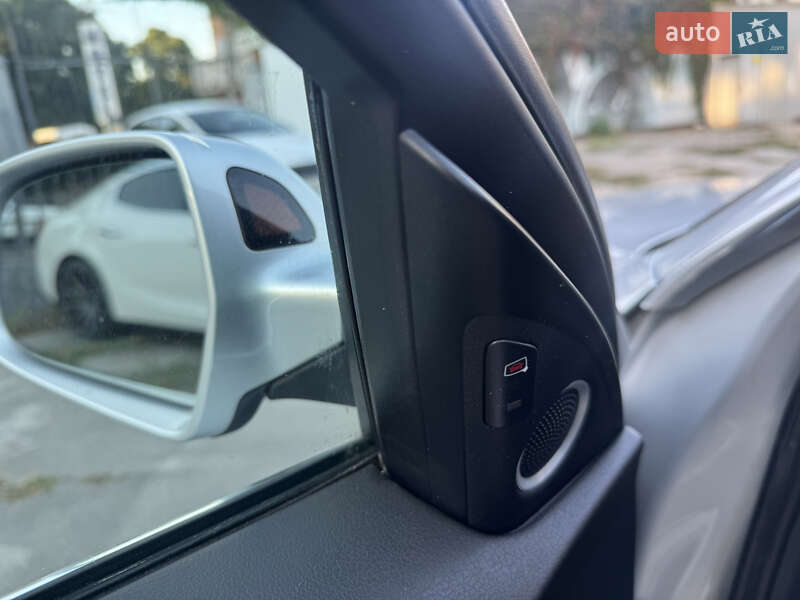 Седан Audi A4 2011 в Одессе