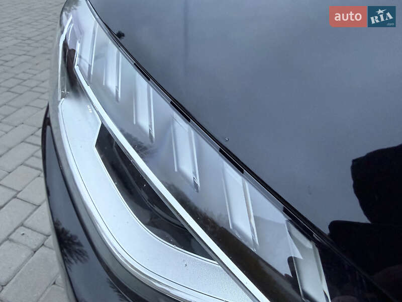 Седан Audi A4 2023 в Днепре