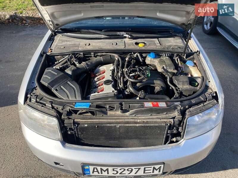 Седан Audi A4 2001 в Ірпені
