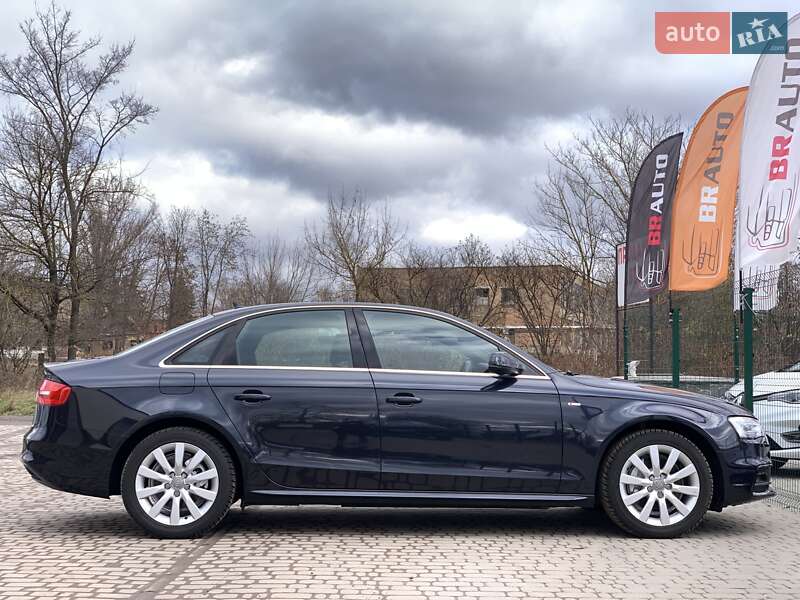 Седан Audi A4 2014 в Бердичеві