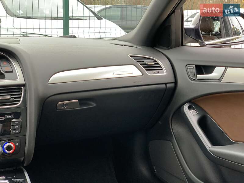 Седан Audi A4 2014 в Бердичеві