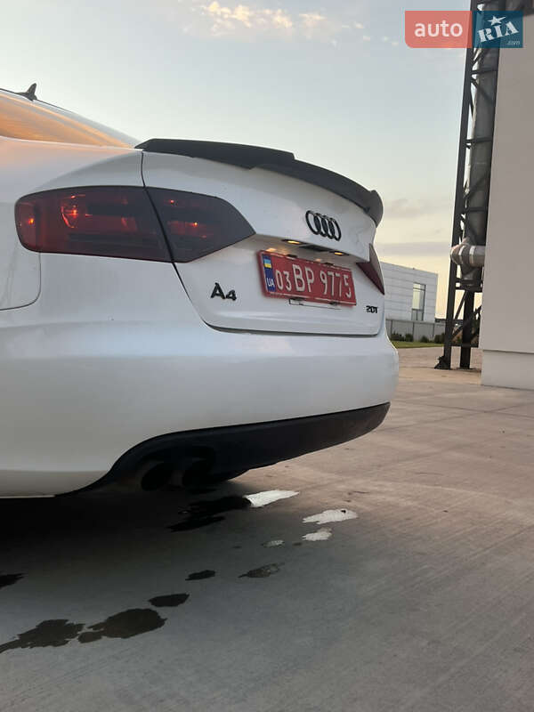 Седан Audi A4 2009 в Луцке