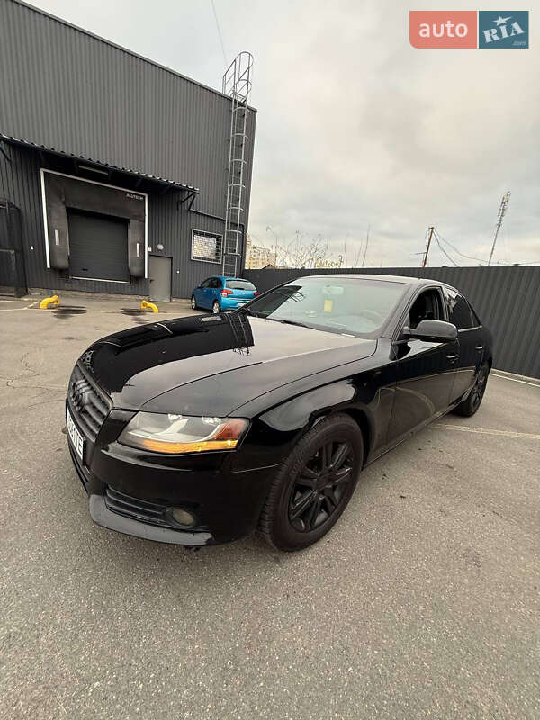 Седан Audi A4 2010 в Броварах