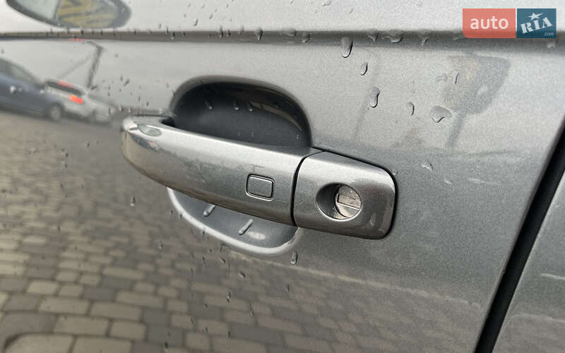 Седан Audi A4 2011 в Мукачевому фото 20 Седан Audi A4 2011 в Мукачевому