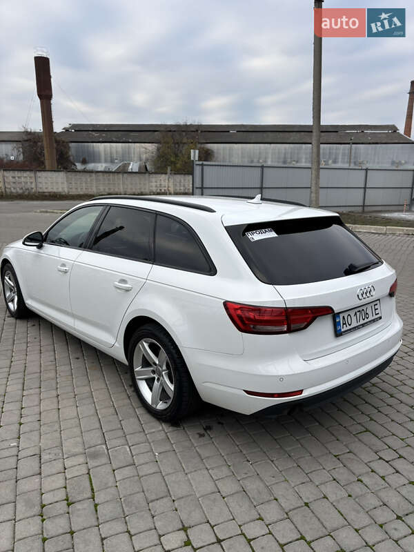Универсал Audi A4 2018 в Мукачево